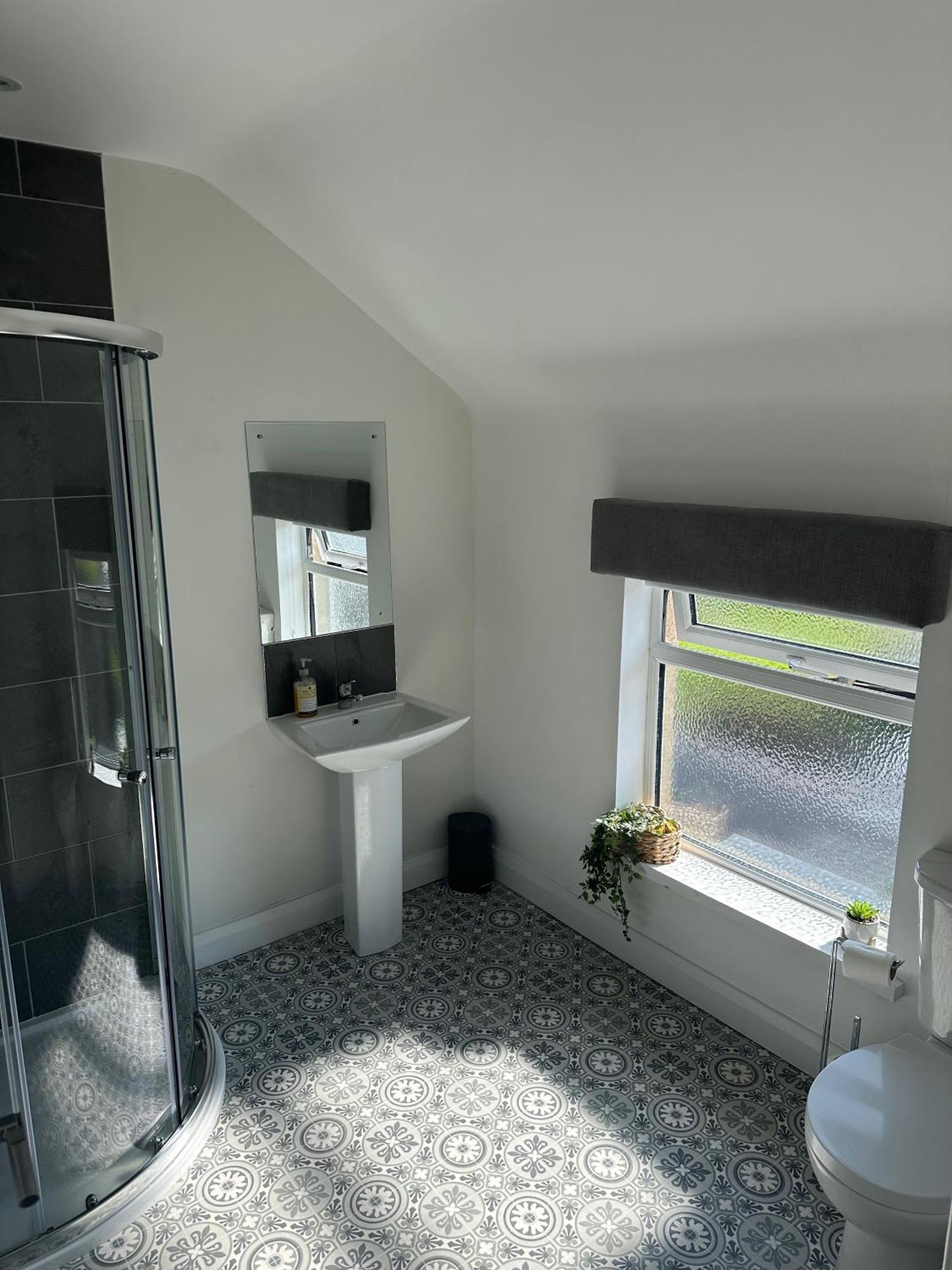 Westland Suites - Stylish, Modern, Elegant, Central Apartments A Londonderry Εξωτερικό φωτογραφία