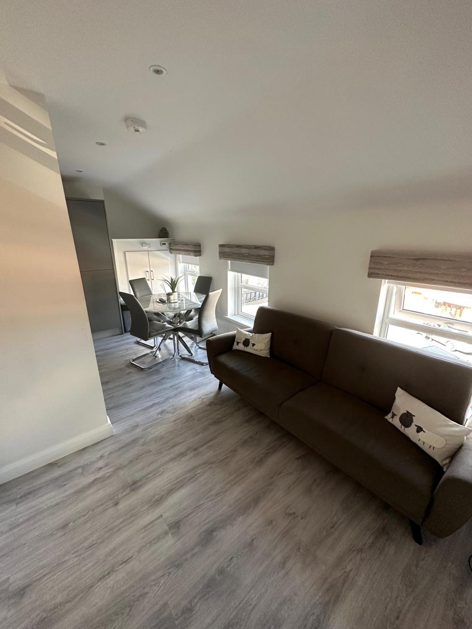Westland Suites - Stylish, Modern, Elegant, Central Apartments A Londonderry Εξωτερικό φωτογραφία
